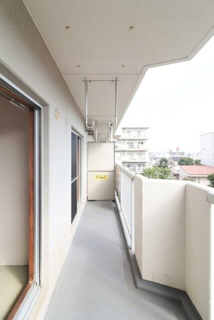 ＵＲ大津ヶ丘第二のバルコニー| 