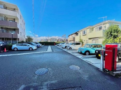【駐車場】 | ルピナス湘南長後 | 駐車場の用意があります