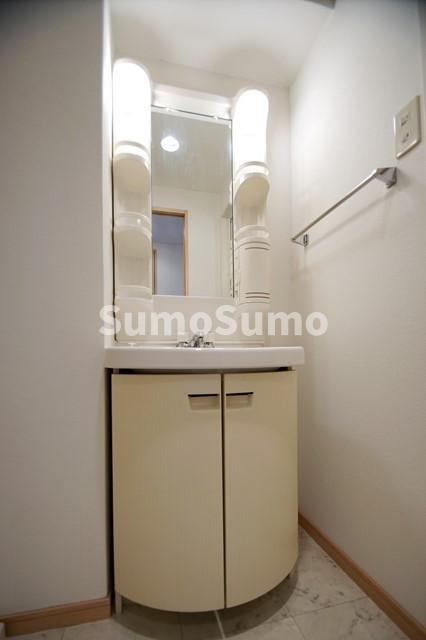 パセオ平尾の独立洗面台