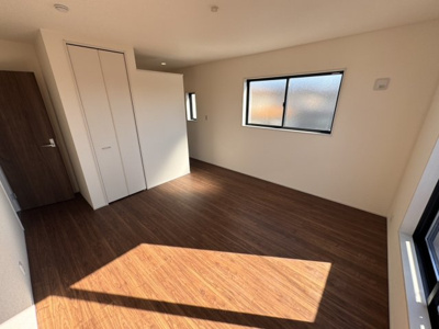 【洋室】 | リーブルガーデン．S　深谷上柴町西第３　 | 現地２F洋室（2026年02月02日）撮影