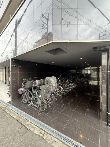 ゼクス我孫子のエントランス