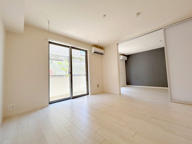 ベルフィールドの居間・リビング|こちらのリビングで趣味の時間をお楽しみください