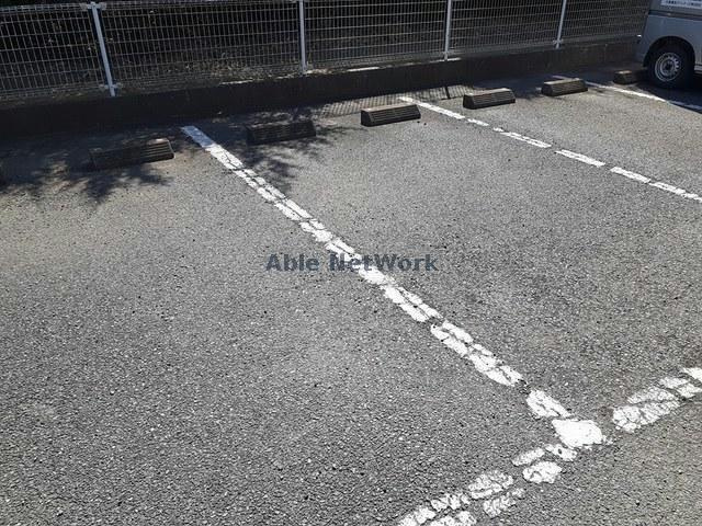 アクアの駐車場|駐車場