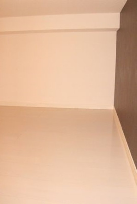 【寝室】 | ウェルストン弥生町 | ロフトは大型収納もしくはベッドルームにもなります。（同一仕様写真）