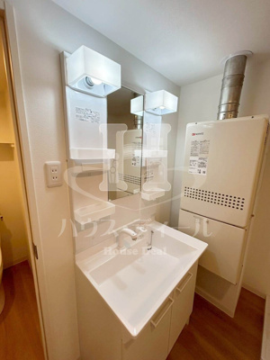 【洗面所】 | May's川口 | 忙しい朝には欠かせない洗面所です