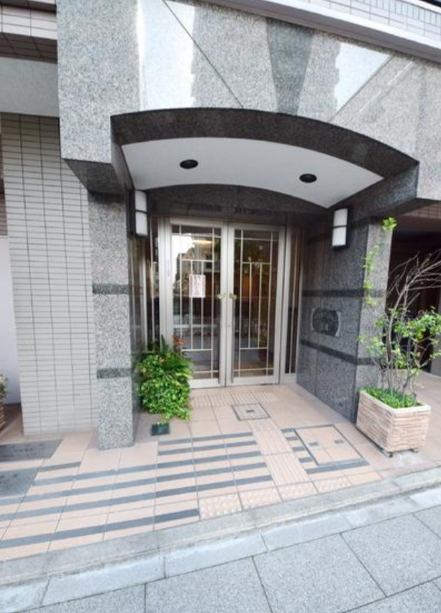 レクセルマンション浅草のエントランス