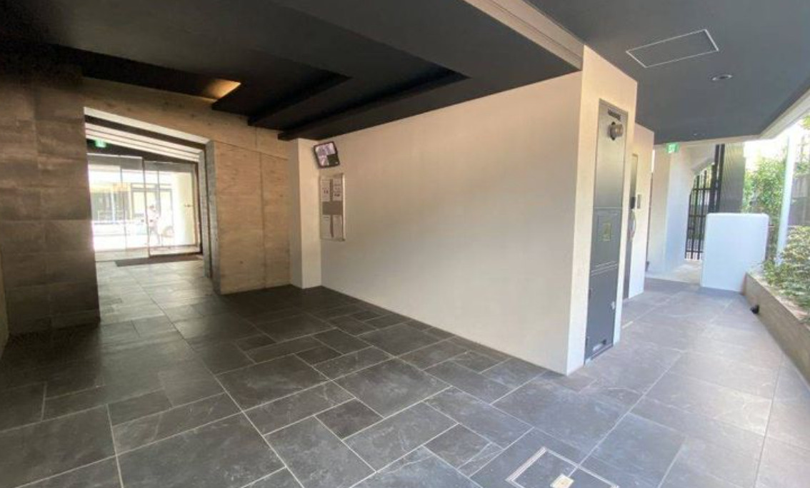 ROOTs Shibuya Honmachiのロビー