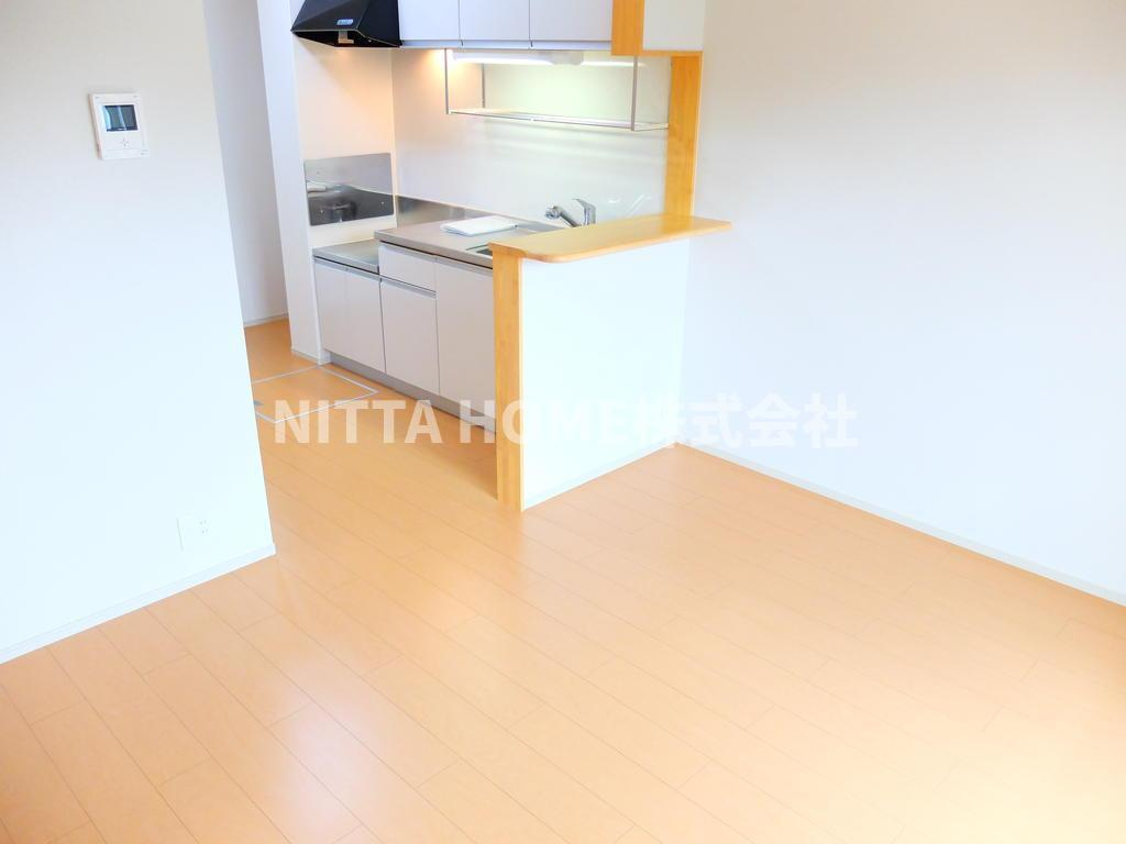 サイドアヴェニューの居間・リビング|リビングは広々１１.２帖です！！