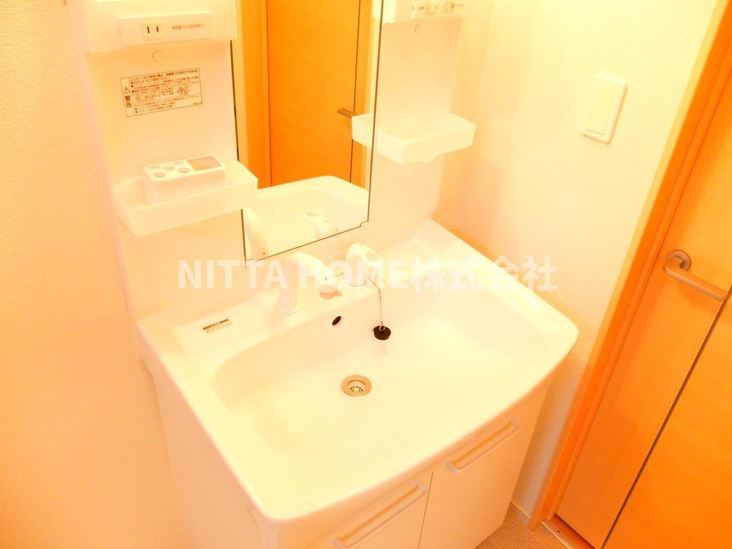 サイドアヴェニューの洗面所|人気の独立洗面化粧台あり◇