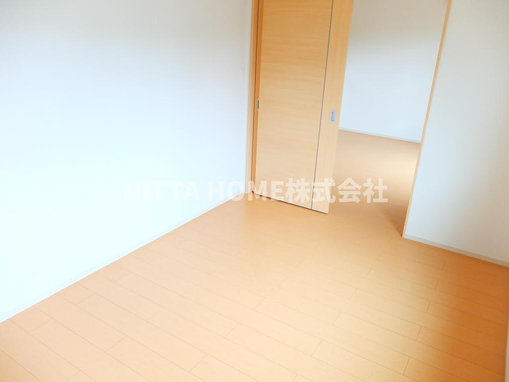 サイドアヴェニューの内装|洋室は５.９帖☆