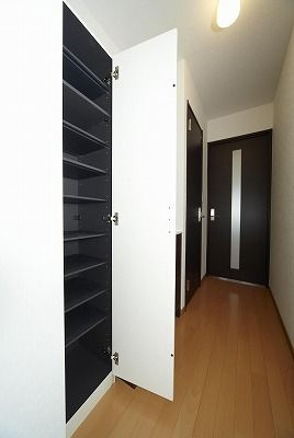 リブリ・自由が丘の内装