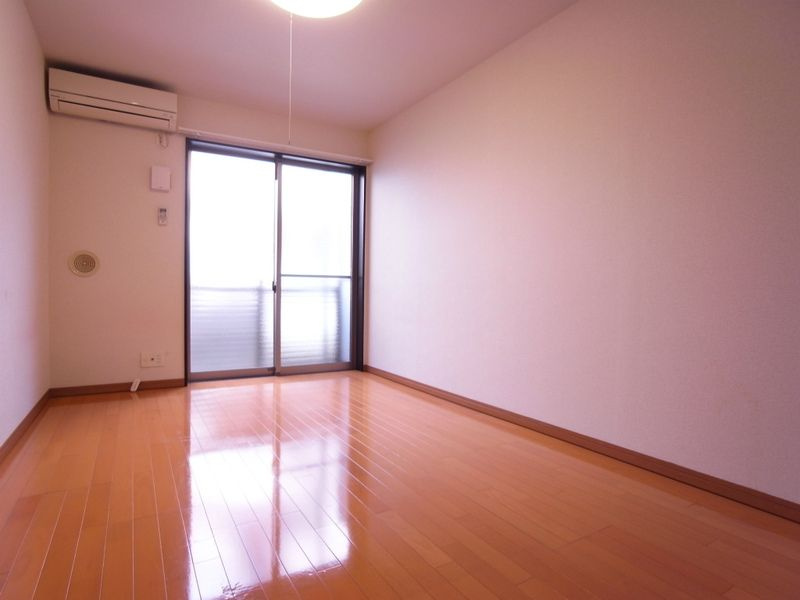 リブリ・自由が丘の洋室