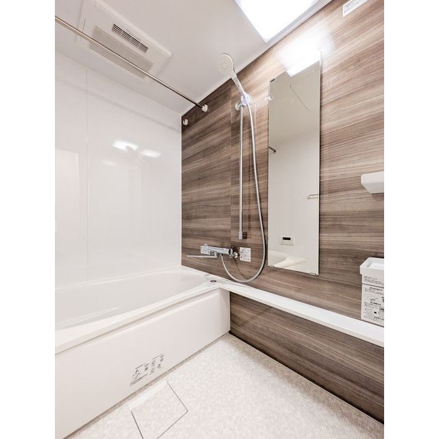 エフローレプルミエ武蔵小山の浴室