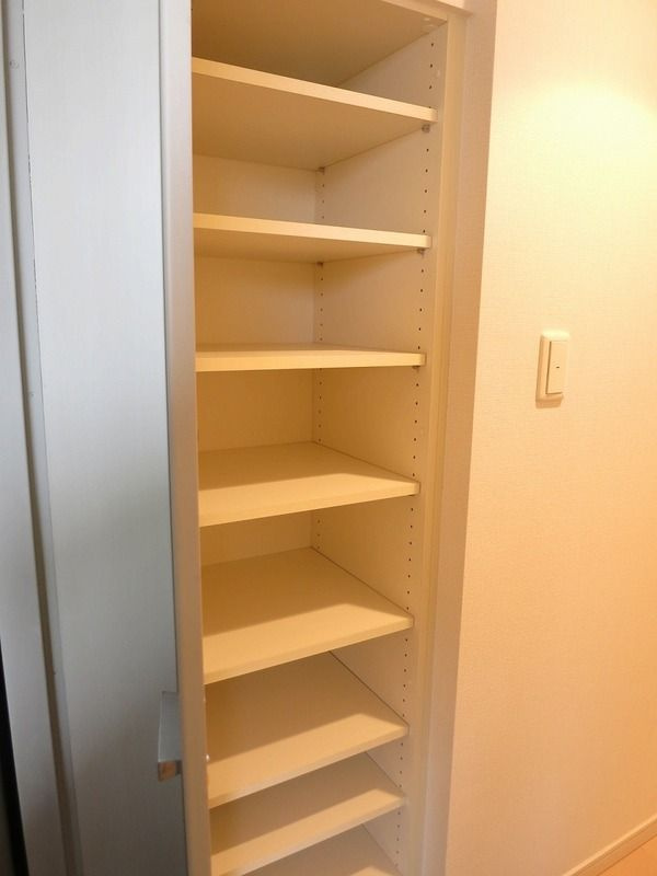 レジデンス両国駅前の収納