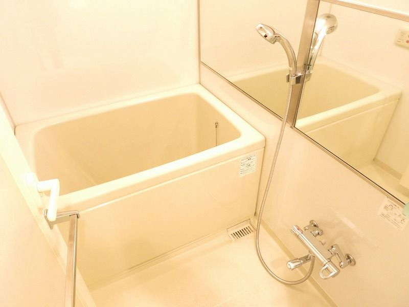 レジデンス両国駅前の浴室