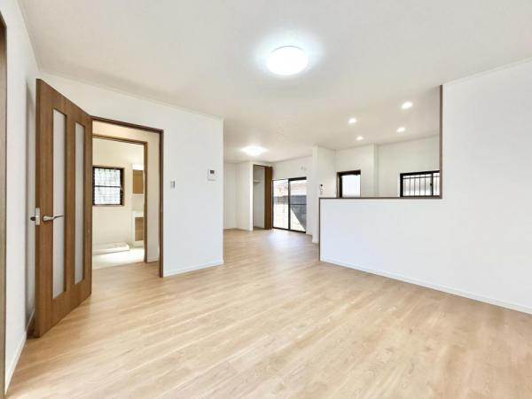 【居間・リビング】 | ☆堺市西区北条町1丁7-44　中古戸建