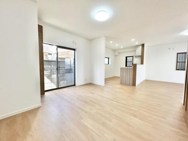 【居間・リビング】 | ☆堺市西区北条町1丁7-44　中古戸建