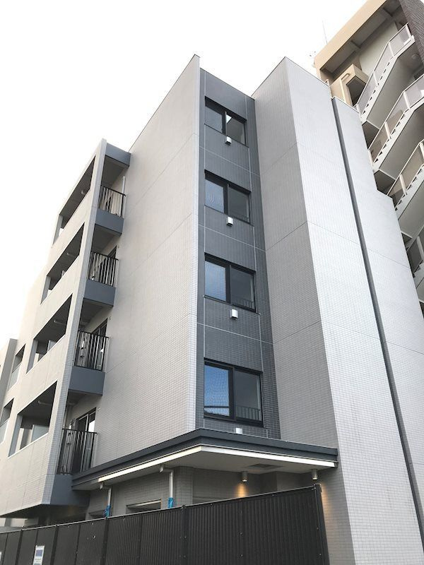 ＶＥＲ ＦＬＡＴの外観