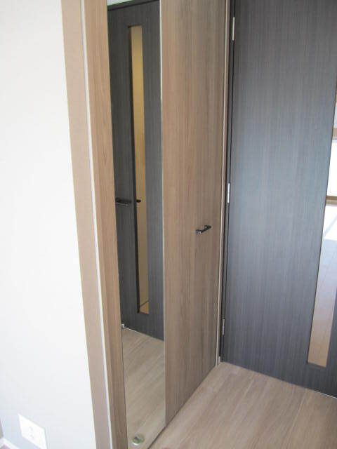 カーサスプレンディッド虎ノ門の玄関