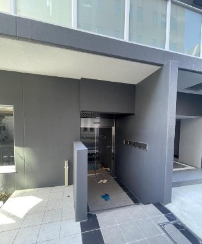 ルミーク浅草のエントランス