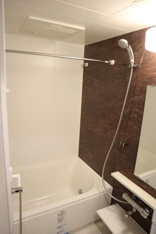 ブリーズ代々木上原の浴室