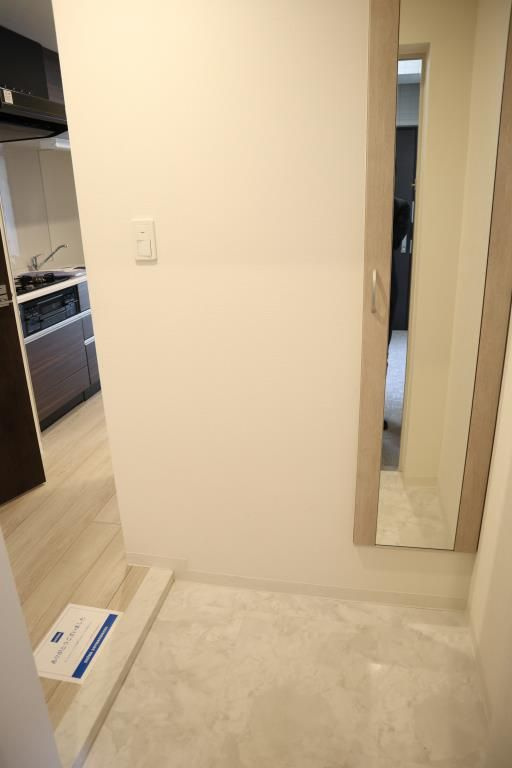 ブリーズ代々木上原の玄関