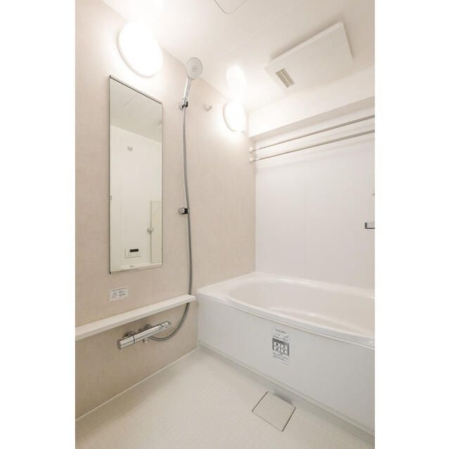 コンフォリア竹ノ塚イーストの浴室