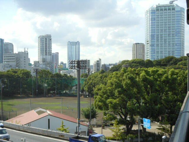 ガラ・ステージ芝公園駅前の展望
