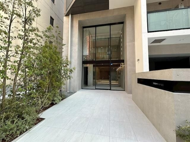 ＺＯＯＭ神田のエントランス