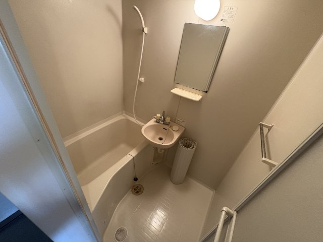 西舞子グリーンハウスの浴室