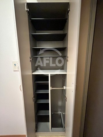 セントロイヤルクラブ谷町の内装|セントロイヤルクラブ谷町　シューズボックス