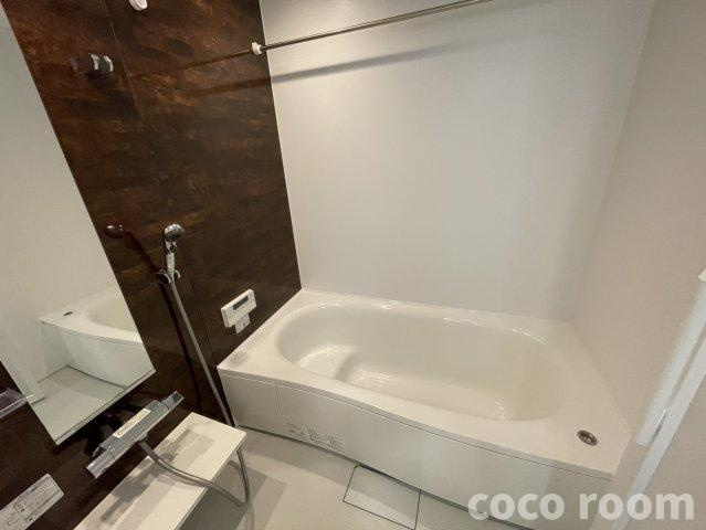 グラビティーノ小土の浴室