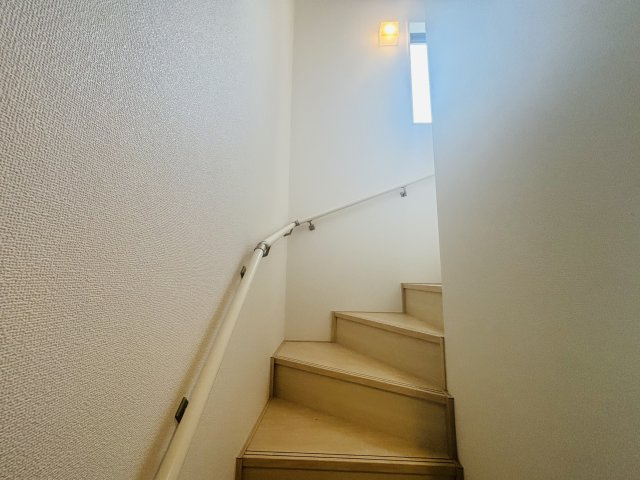 GRAFARE高浜市神明町2期｜名古屋市の戸建ならホームアップのキッチン|【売主施工例】来客時に便利なモニター付きインターホン