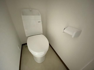 【トイレ】 | ウィンディ西川口 | 落ち着いた色調のトイレです