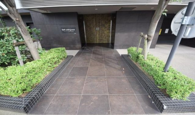 フィース水天宮前のエントランス