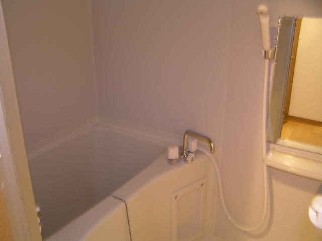 川崎市多摩区東生田２丁目の賃貸マンションの浴室