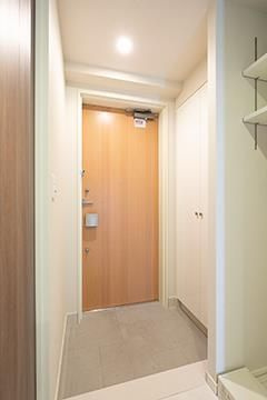 メルクマール京王笹塚レジデンスの玄関