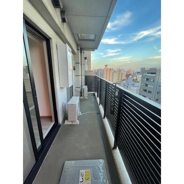 アリュージュ両国のバルコニー