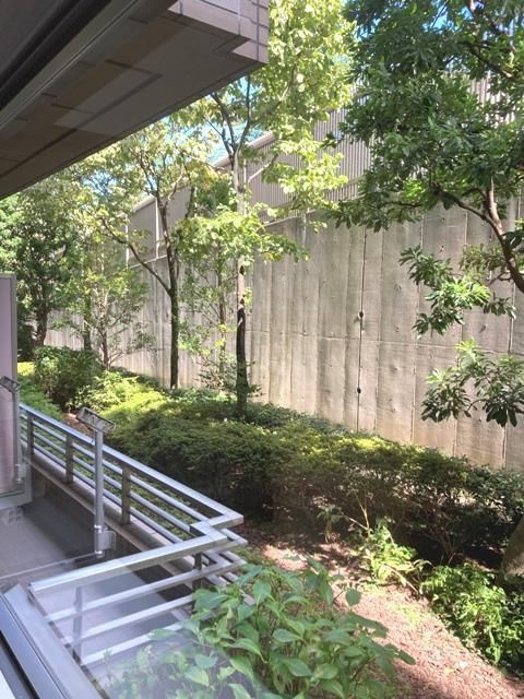 参宮橋マンションのバルコニー