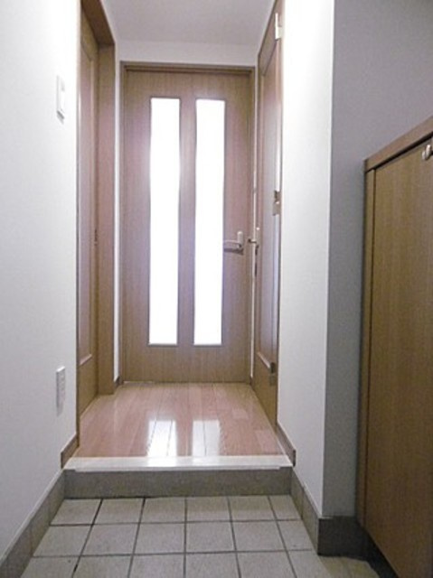 SUN恵比寿の玄関