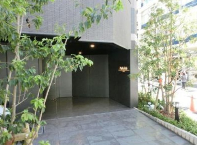 パークアクシス小伝馬町のエントランス