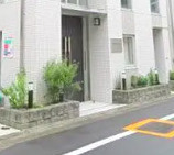 ｱｰﾊﾞﾝﾌﾗｯﾂ目黒本町のエントランス