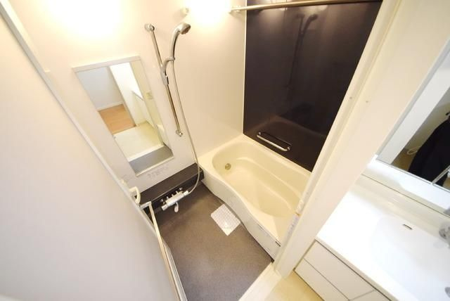 ＬａＳａｎｔｅ麹町の浴室