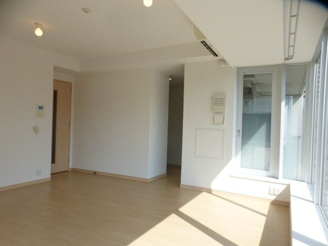 Ｗｈｉｔｅ　Ｔｏｗｅｒ　Ｈａｍａｍａｔｓｕｃｈｏの洋室