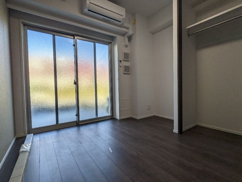 プロスタイルウェルス豊洲イーストの洋室