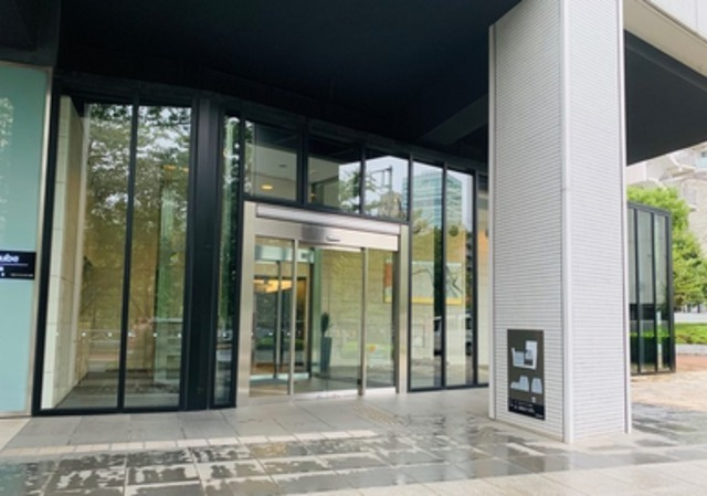 パークキューブ目黒タワーのエントランス