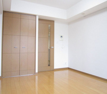 スペーシア秋葉原の居間・リビング