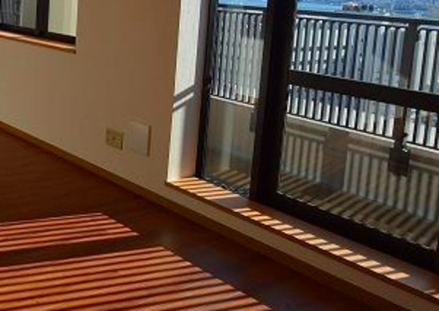 コスモ東京ベイタワーのバルコニー