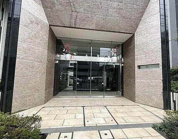 コスモグランス南品川のエントランス