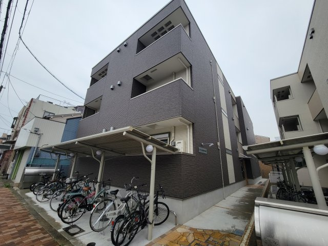 フジパレス遠里小野Ⅵ番館の外観|落ち着いた雰囲気の外観です